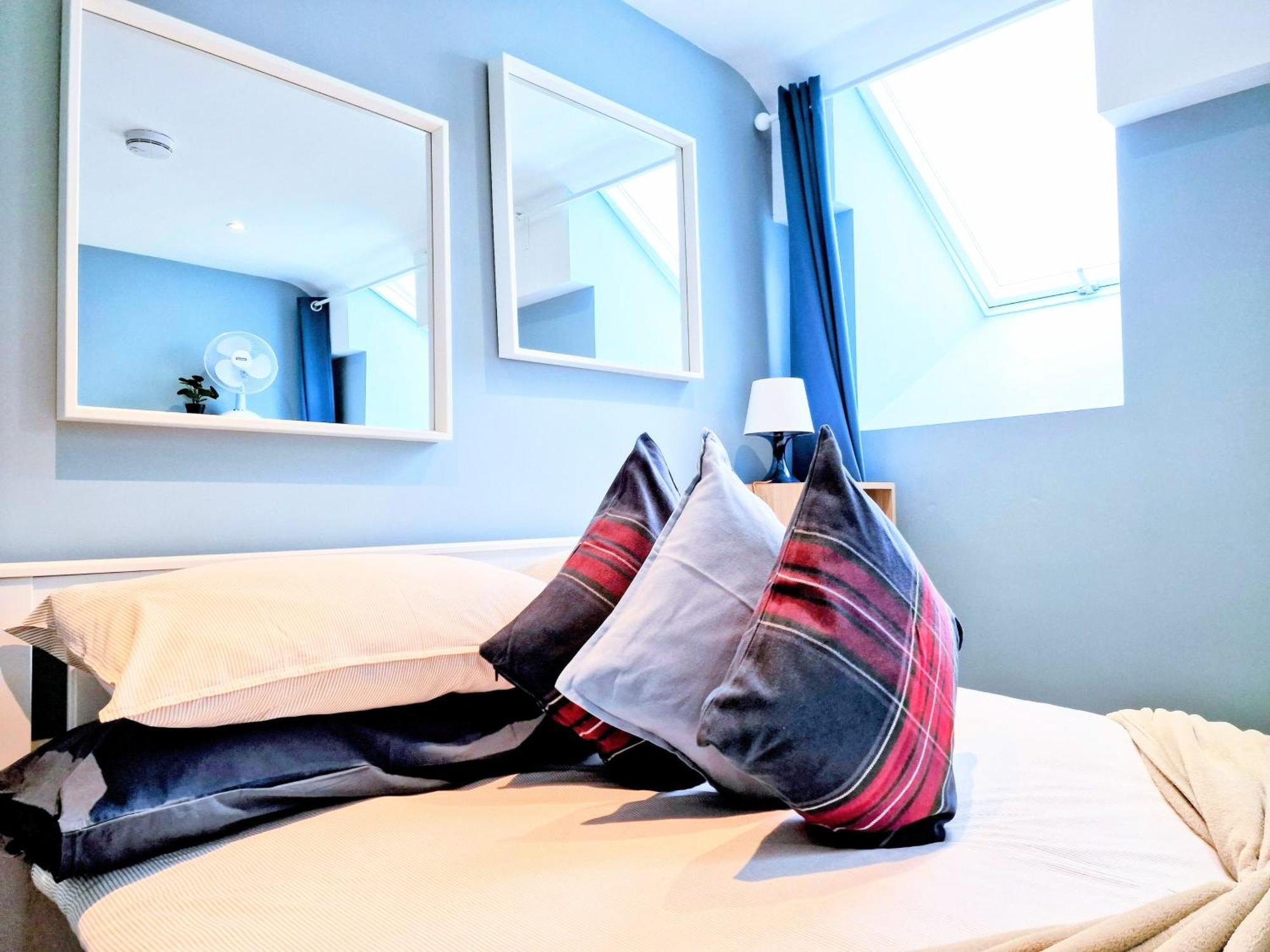 Blue Elephant Room! Lucan Buitenkant foto
